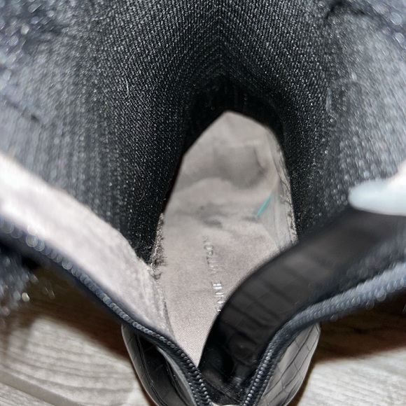 ADRIENNE VITTADINI Nano Stretch Booties - Picture 9 of 16